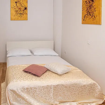 Apartment Amfiteatar Family Centre With Parking *